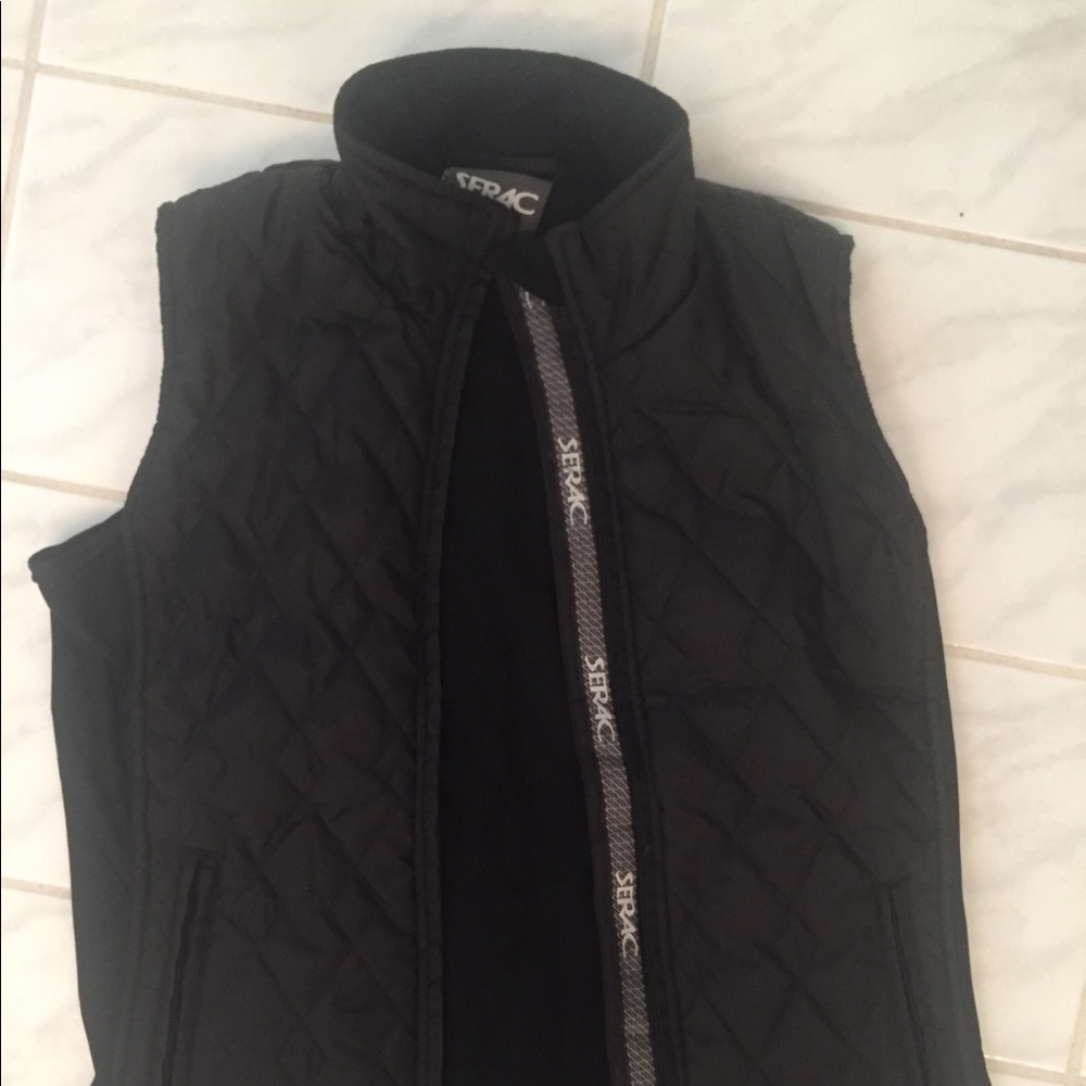 Quilted vest with fleece interior